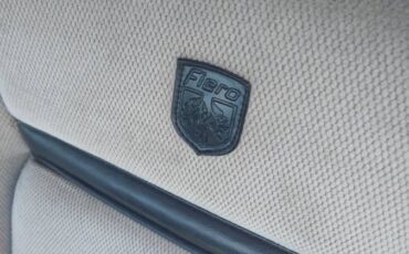 Pontiac-fiero-gt-1986-5