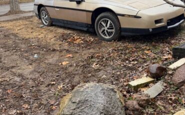 Pontiac-fierro-1986-yellow