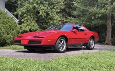 Pontiac-firebird-1984-red