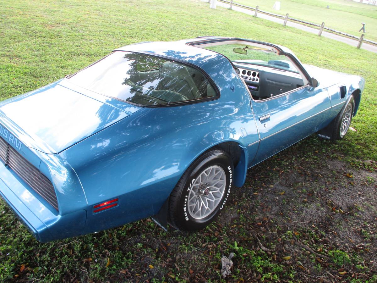 Pontiac-firebird-trans-am-1979-2