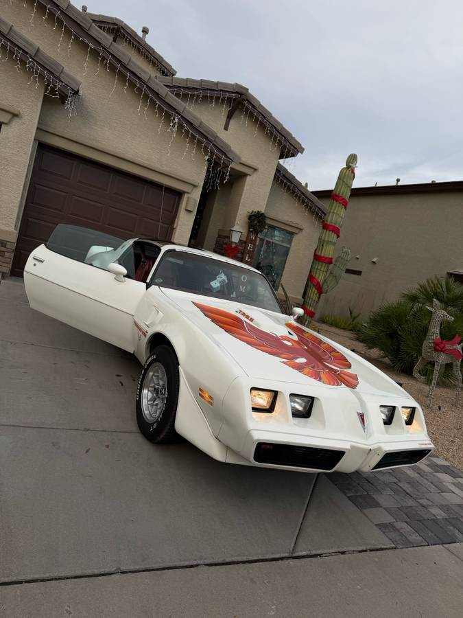 Pontiac-firebird-trans-am-1979-white-2