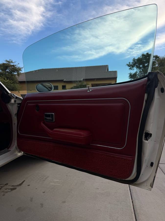 Pontiac-firebird-trans-am-1979-white-22