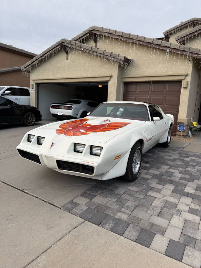 Pontiac-firebird-trans-am-1979-white