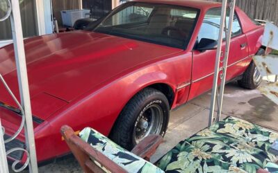 Pontiac firebird trans am 1983