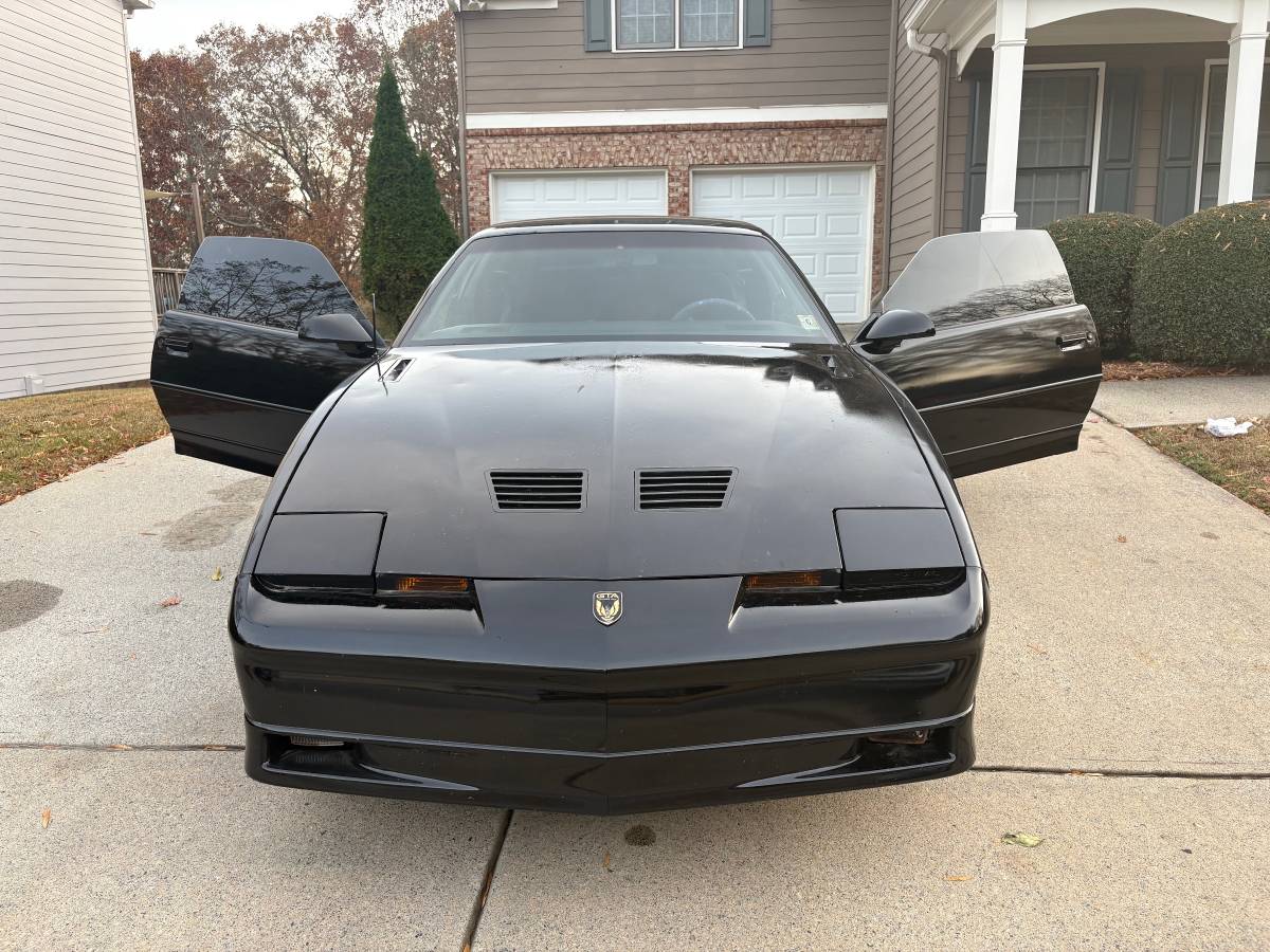 Pontiac-firebird-trans-am-1989-black-10