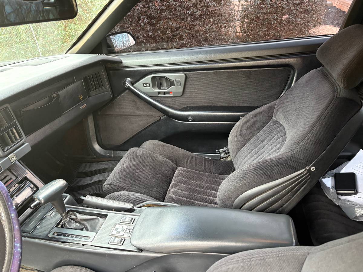 Pontiac-firebird-trans-am-1989-black-6
