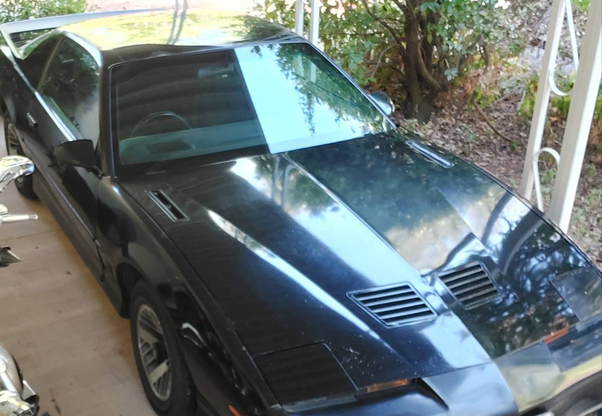 Pontiac-firebird-trans-am-1989