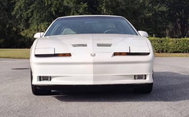 Pontiac-firebird-trans-am-gta-1987-white-20