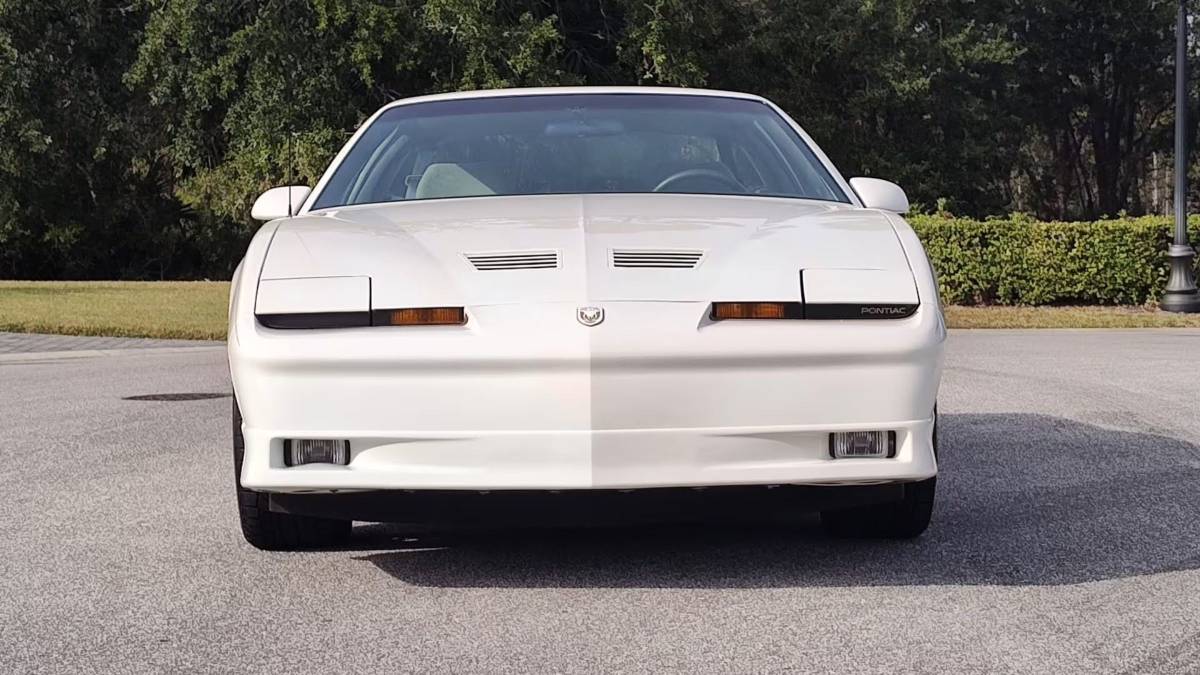Pontiac-firebird-trans-am-gta-1987-white-20