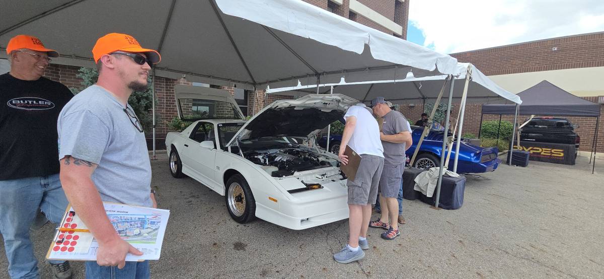 Pontiac-firebird-trans-am-gta-1987-white-21