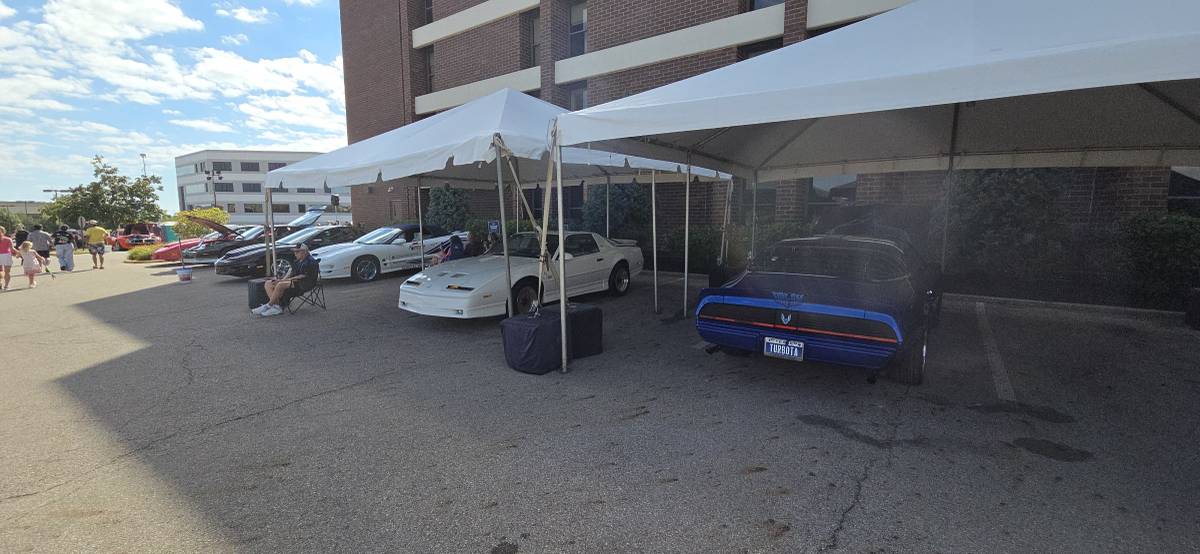 Pontiac-firebird-trans-am-gta-1987-white-22