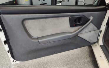 Pontiac-firebird-trans-am-gta-1987-white-4