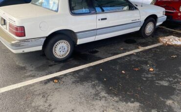 Pontiac-grand-am-1986-white-1