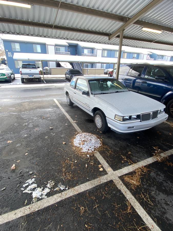 Pontiac-grand-am-1986-white-2