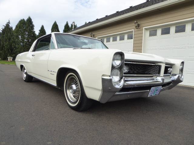 Pontiac-grand-prix-1964-white-1
