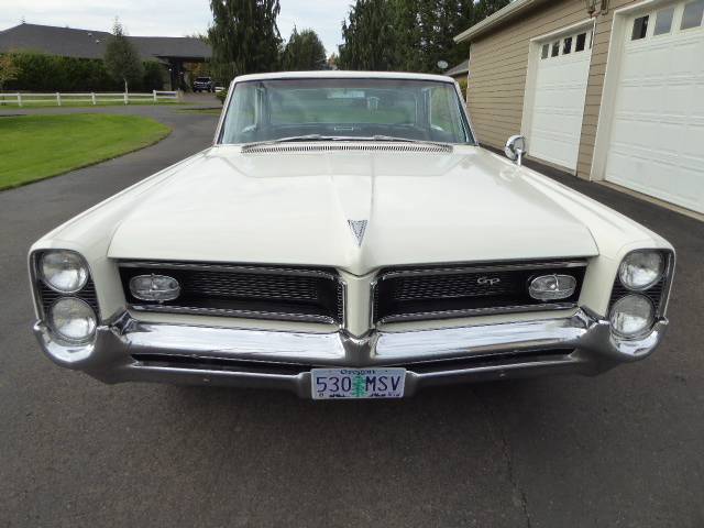 Pontiac-grand-prix-1964-white-25
