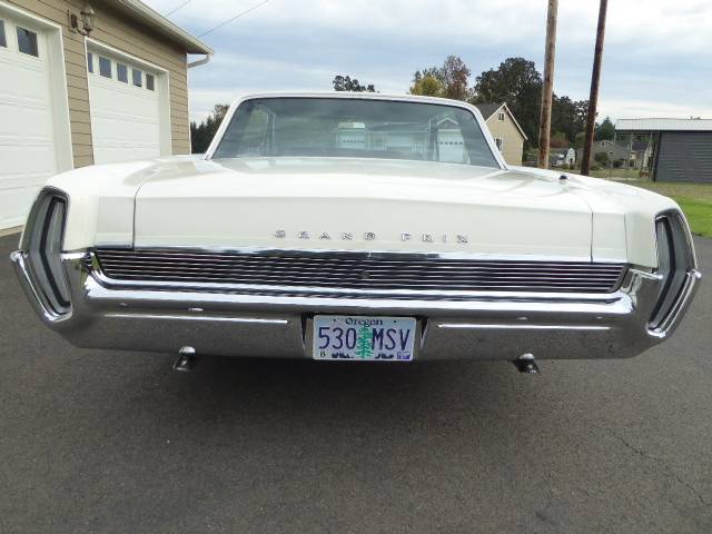 Pontiac-grand-prix-1964-white-31