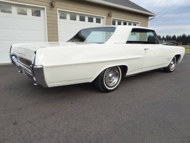 Pontiac-grand-prix-1964-white-32
