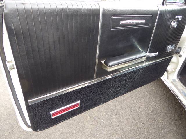 Pontiac-grand-prix-1964-white-34