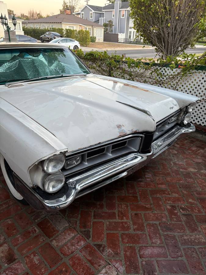 Pontiac-grand-prix-1965-white-10