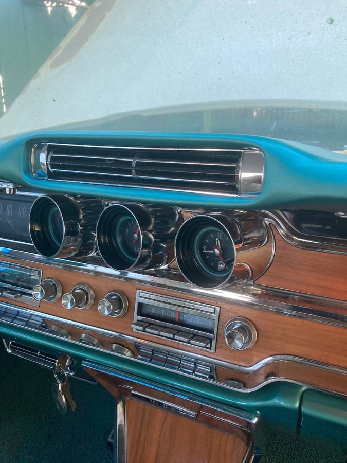 Pontiac-grand-prix-1965-white-13