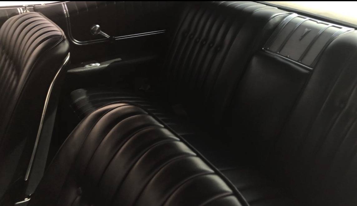 Pontiac-grand-prix-1967-white-7