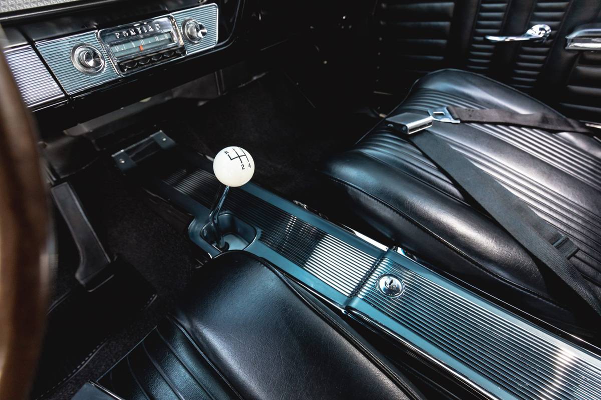 Pontiac-gto-1964-black-6