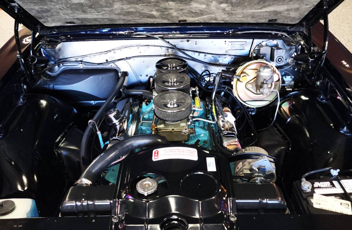 Pontiac-gto-1965-blue-17