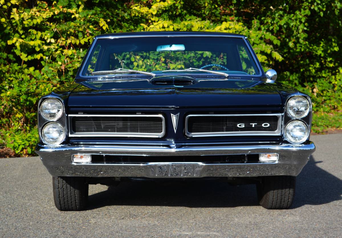 Pontiac-gto-1965-blue-2