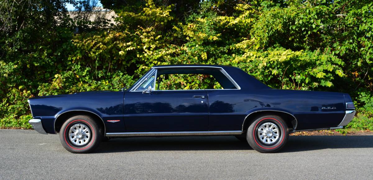 Pontiac-gto-1965-blue-33