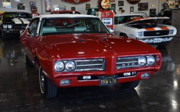 Pontiac-gto-1969-red-10
