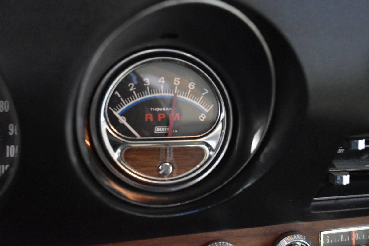 Pontiac-gto-1969-red-18