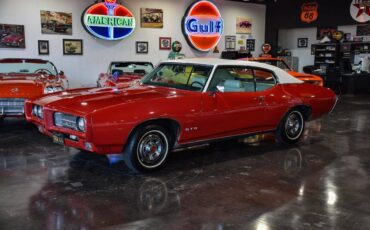 Pontiac-gto-1969-red-2