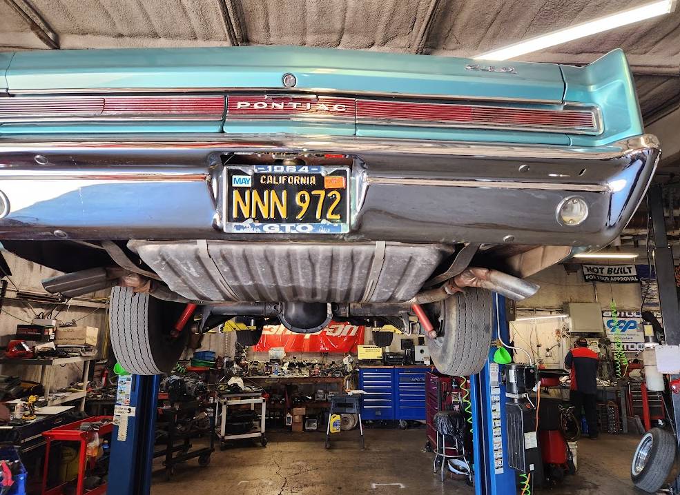 Pontiac-gto-389-4-speed-1964-14