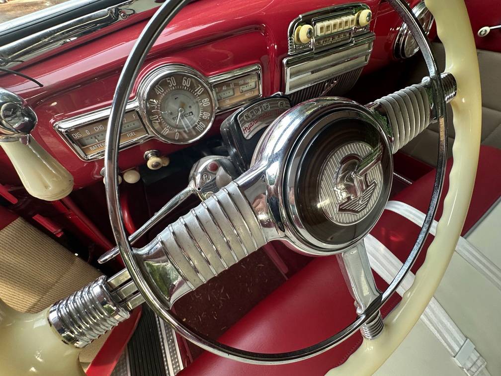 Pontiac-silver-streak-1948-red-17