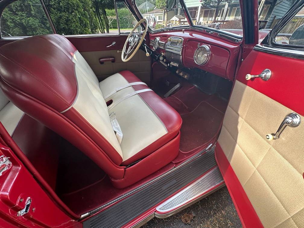 Pontiac-silver-streak-1948-red-18