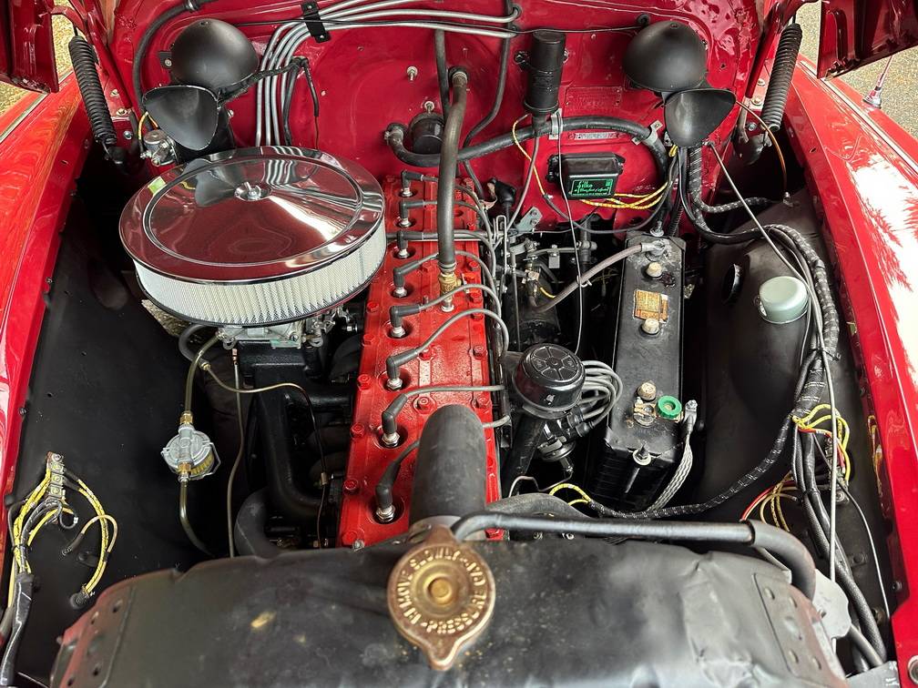 Pontiac-silver-streak-1948-red-21