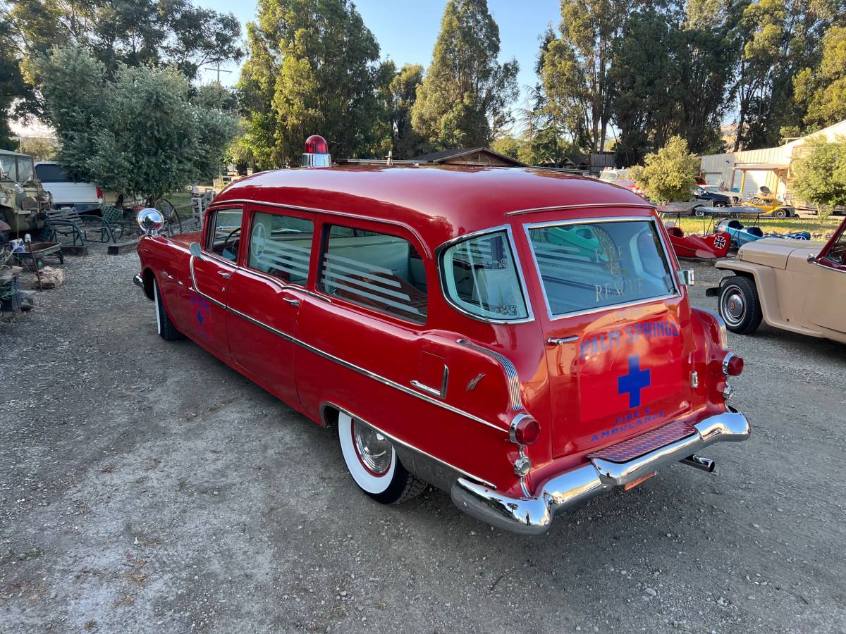Pontiac-station-wagon-1955-56