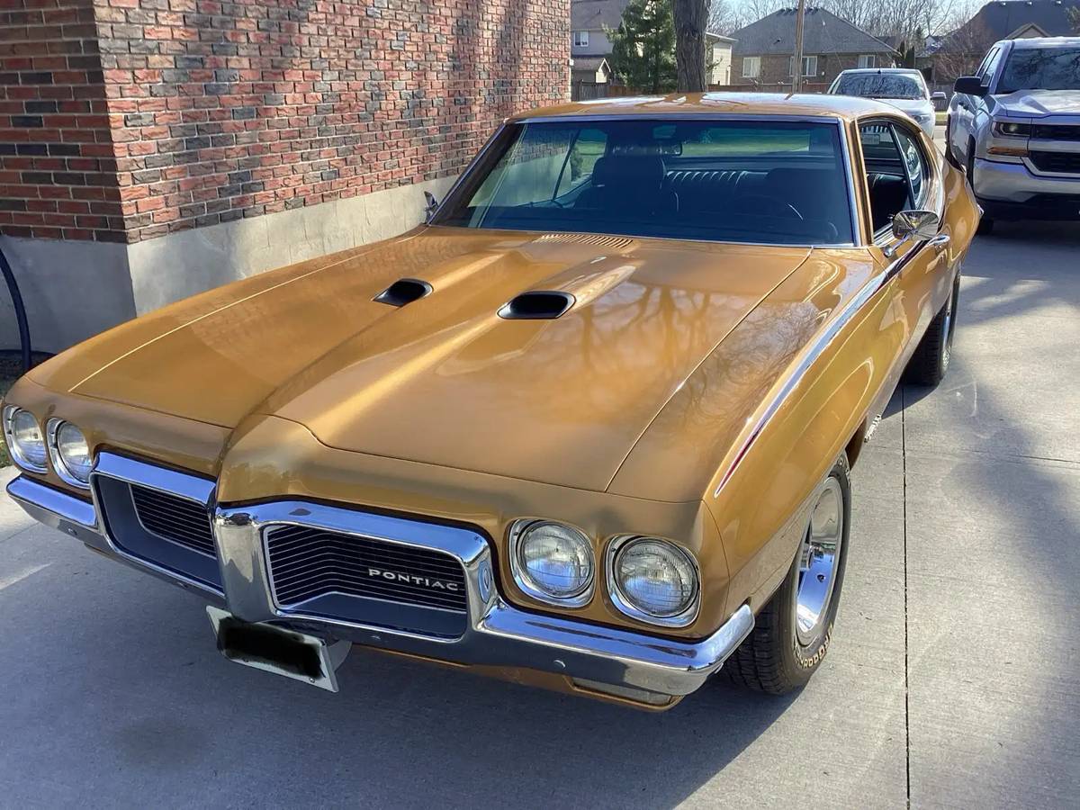 Pontiac-tempest-1970-11