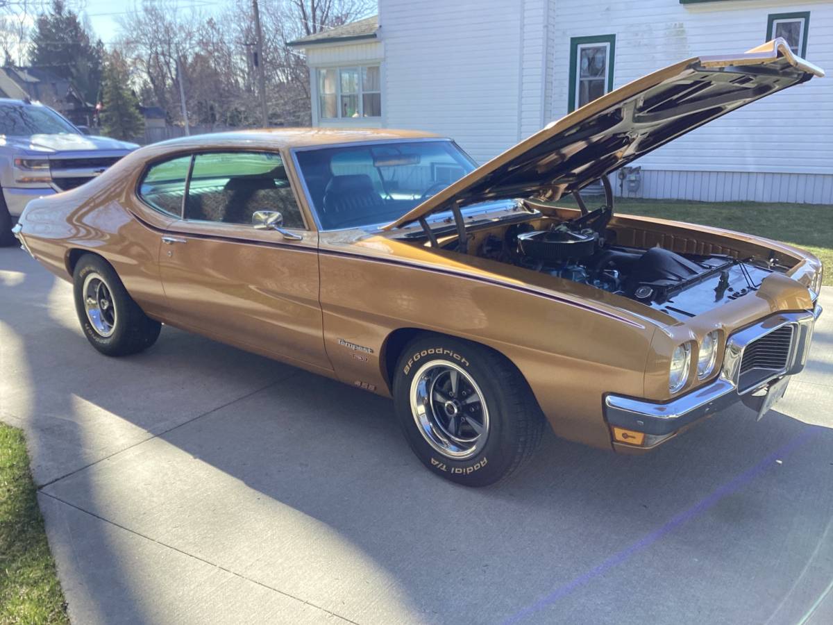 Pontiac-tempest-1970-7
