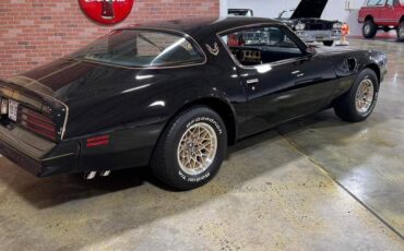 Pontiac-trans-am-1977-black-5