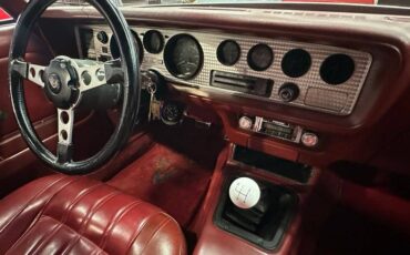 Pontiac-trans-am-1977-red-10