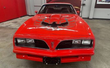 Pontiac-trans-am-1977-red-4