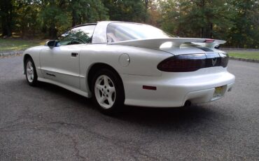 Pontiac-trans-am-1994-white-1