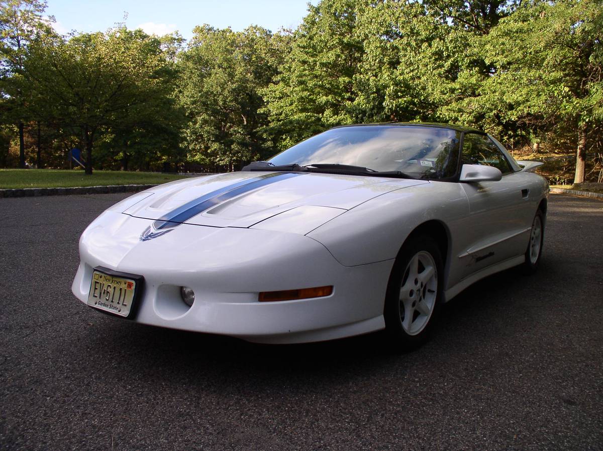 Pontiac-trans-am-1994-white-2