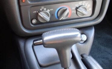 Pontiac-trans-am-1994-white-7