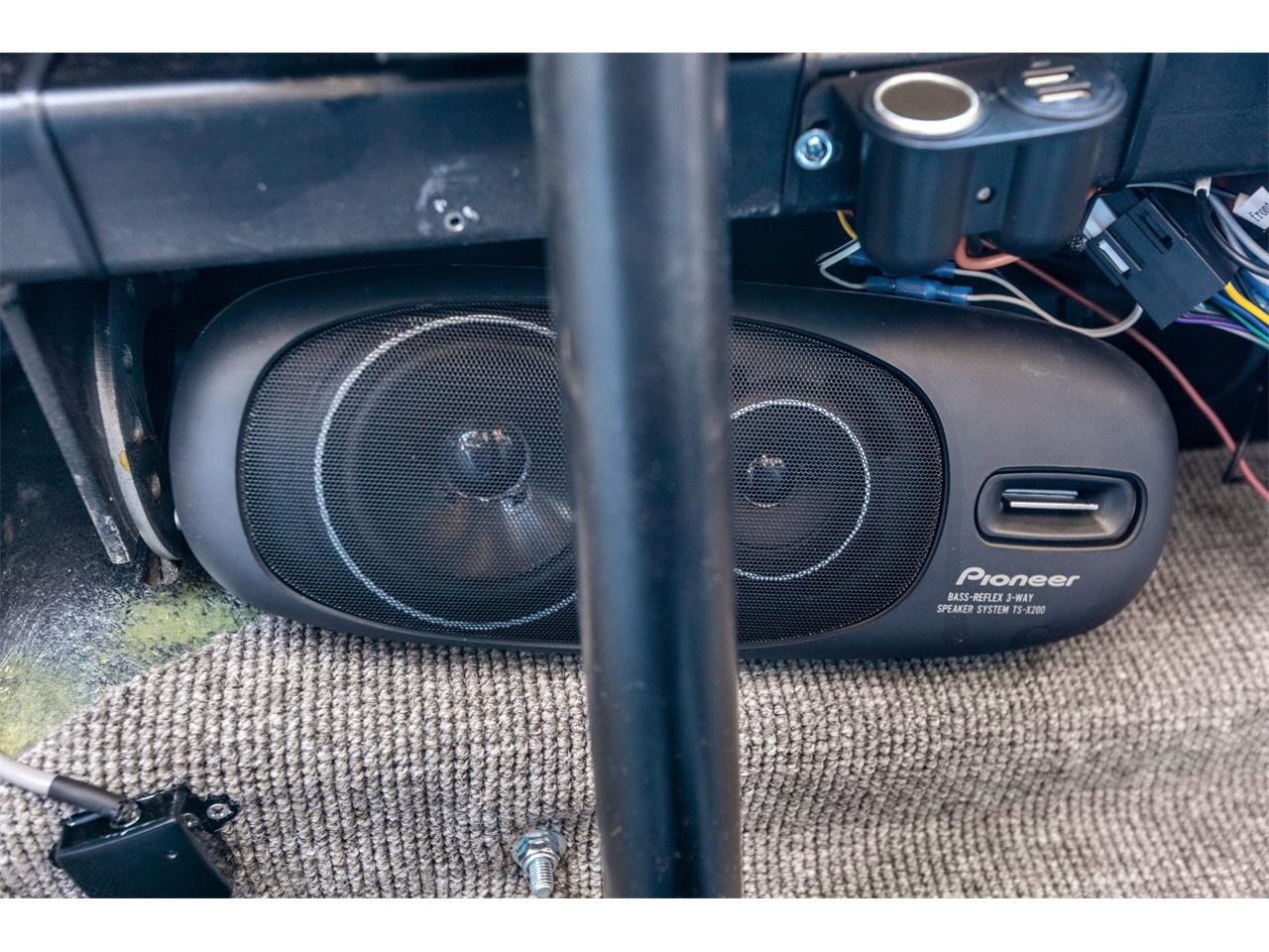 Porsche-356-replica-1957-Seal-Gray-Brown-Diamond-Stitch-12