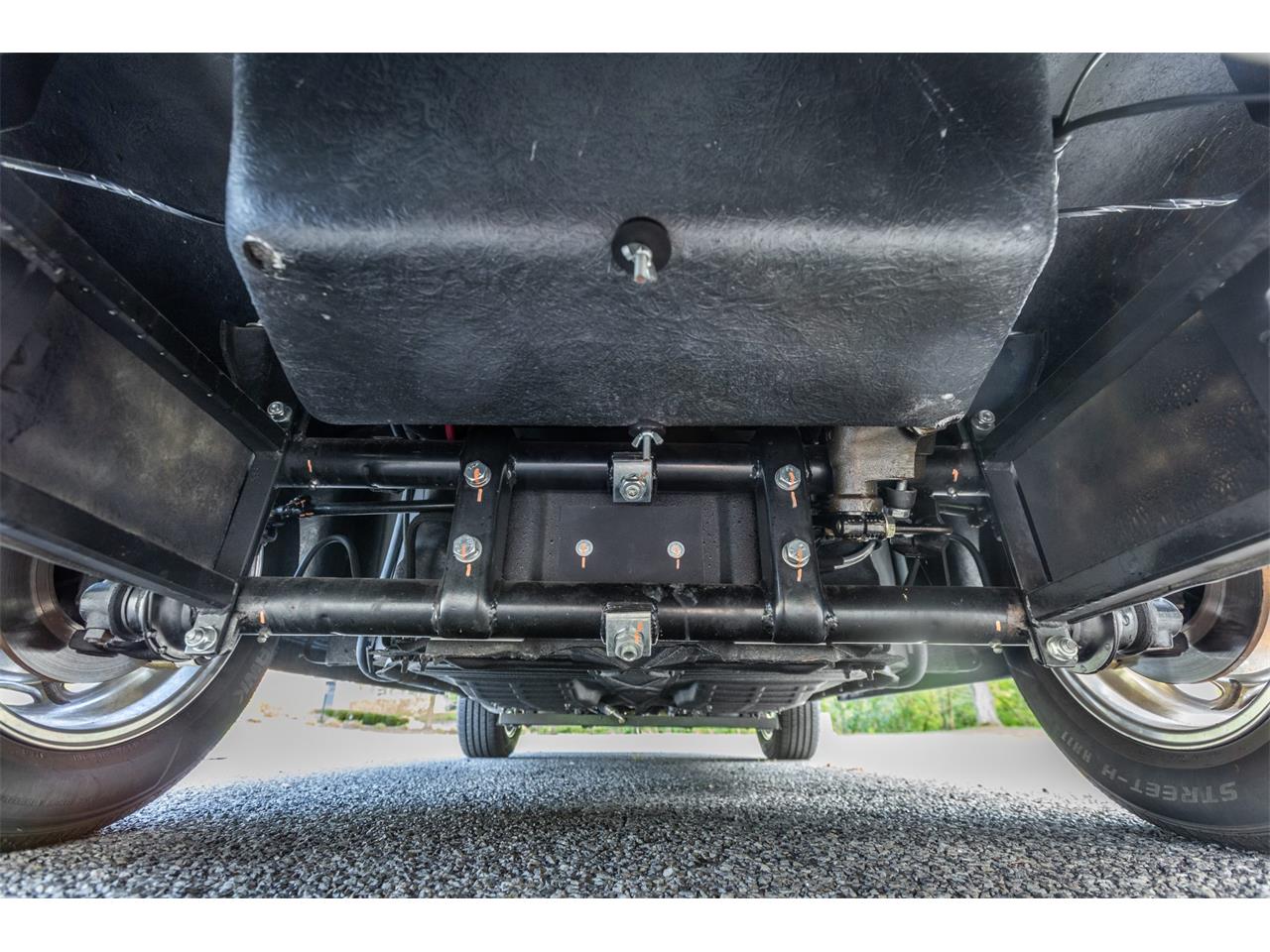 Porsche-356-replica-1957-Seal-Gray-Brown-Diamond-Stitch-13