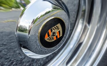 Porsche-356-replica-1957-Seal-Gray-Brown-Diamond-Stitch-16