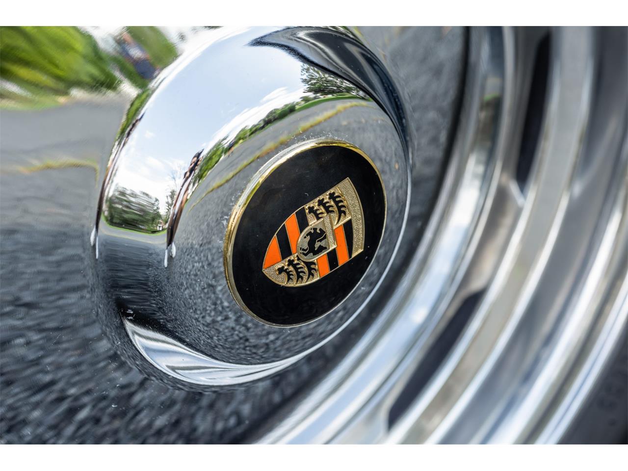 Porsche-356-replica-1957-Seal-Gray-Brown-Diamond-Stitch-16